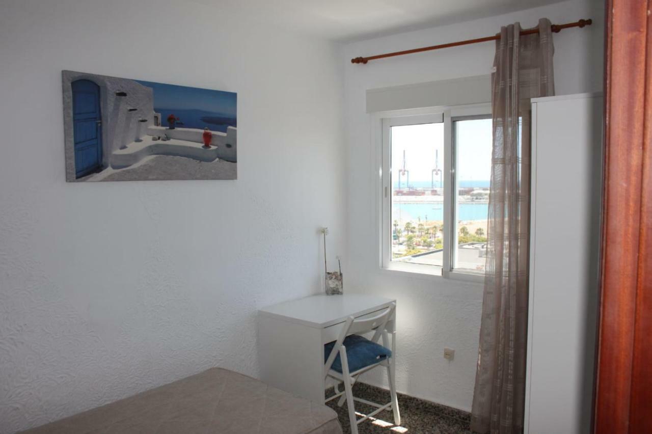 Ferienwohnung Apartamento Plaza Reina Málaga Exterior foto
